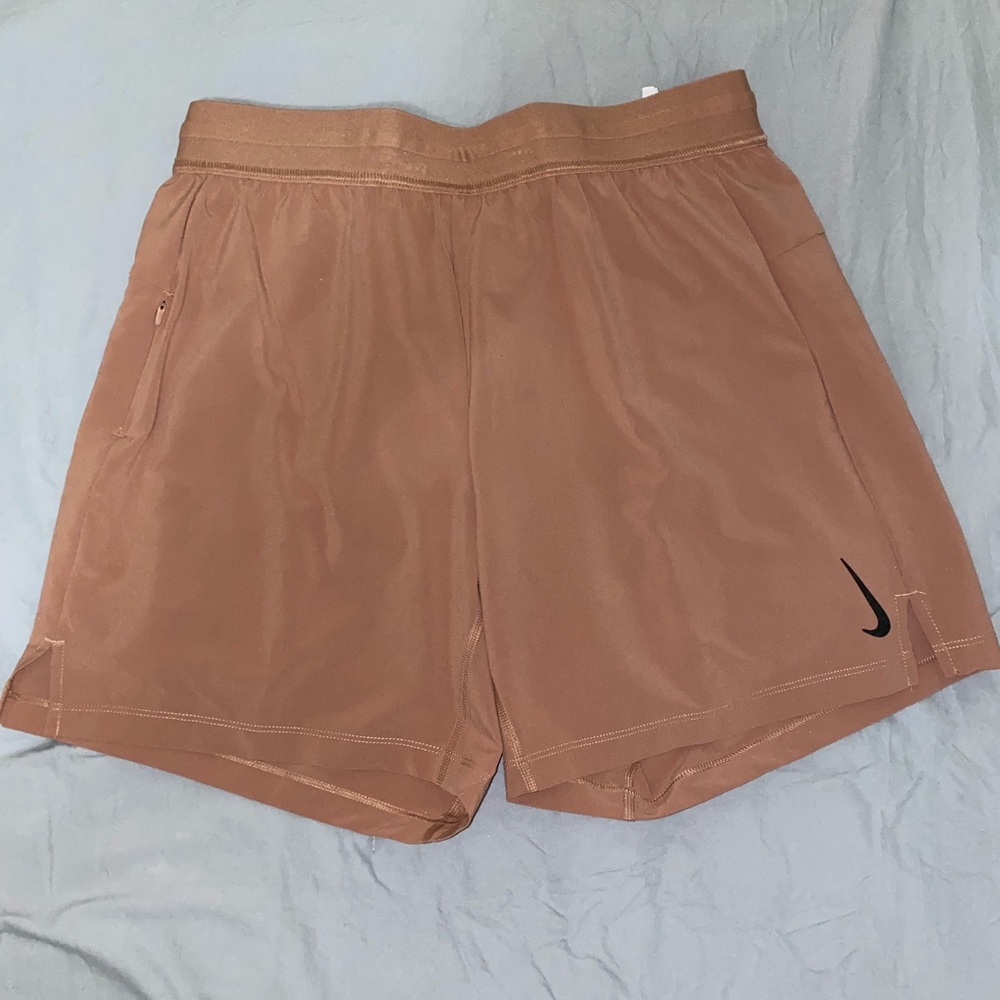 NIKE Mens Yoga Shorts - BRAND NEW!!!